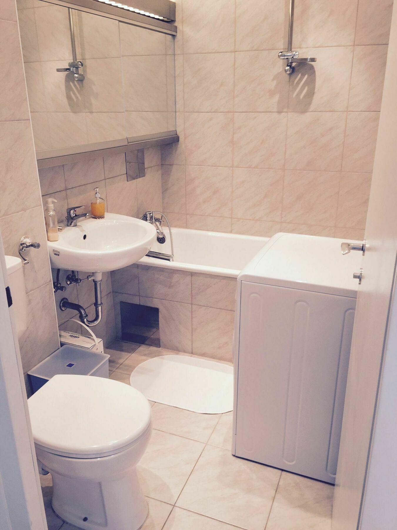 Affordable Studio Near City Center Bécs Kültér fotó